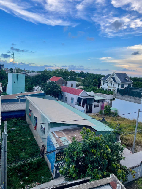 ĐẤT ĐẸP - GIÁ TỐT - Cần Bán LÔ ĐẤT 421m² FULL THỔ CƯ Tại 826c Ấp 4, Long Hậu, Cần Giuộc, Long An