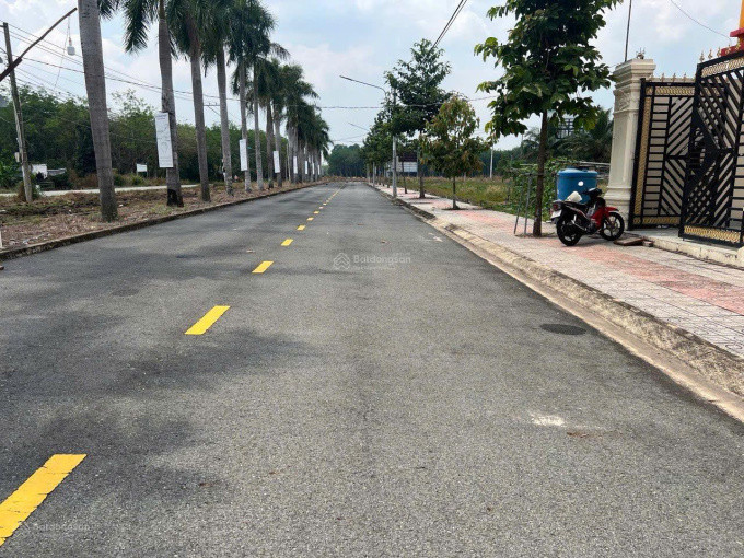 Chính chủ gửi bán lô 100m2 ngay Long Nguyên, Bàu Bàng, giá chỉ 1.15Tỷ, có hỗ trợ Ngân Hàng.