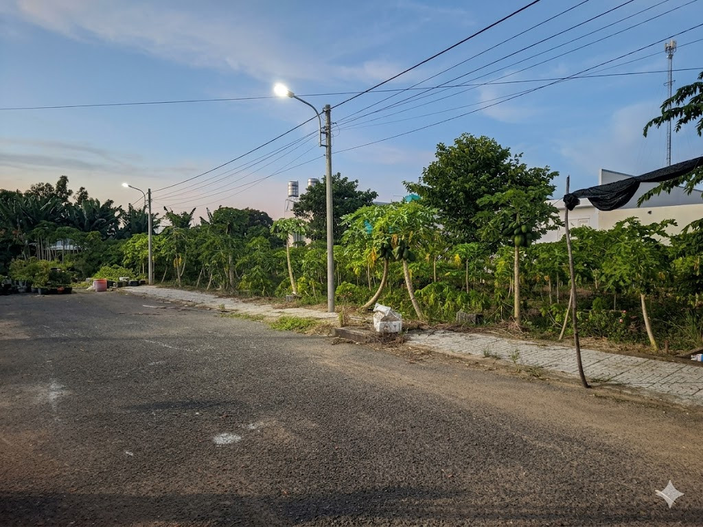 VL7-33 |  nền khu Huỳnh Đại