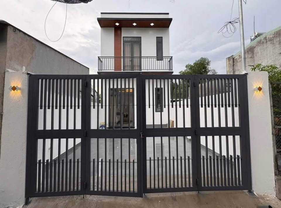 💎 NHÀ ĐẸP GIÁ RẺ – 1 TRỆT 1 TẦNG – 102M² – LONG AN – GIÁ CHỈ 2.2 TỶ 💎