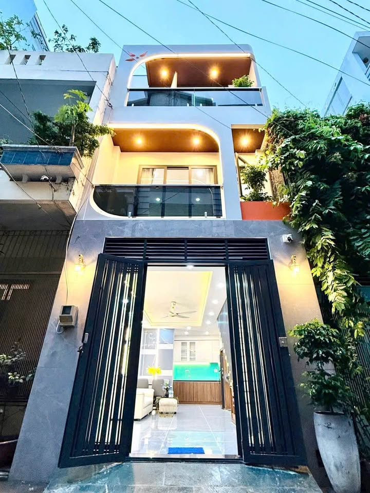 💥 MUA NHÀ NGAY HÔM NAY – NHẬN ƯU ĐÃI ĐẶC BIỆT – NHÀ 1 TRỆT 2 TẦNG – LONG AN – 105M² – GIÁ CHỈ 2.5 TỶ 💥