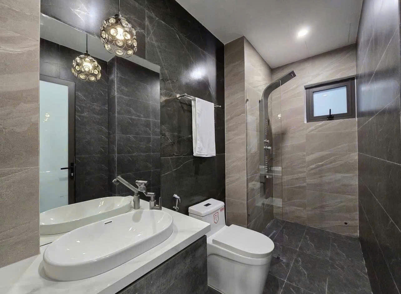 Chính chủ bán nhà mới xây – Cầu Tràm Cần Đước Long An – 105m² – 2 tỷ 6 – Sổ hồng riêng – Có chỗ đậu ô tô