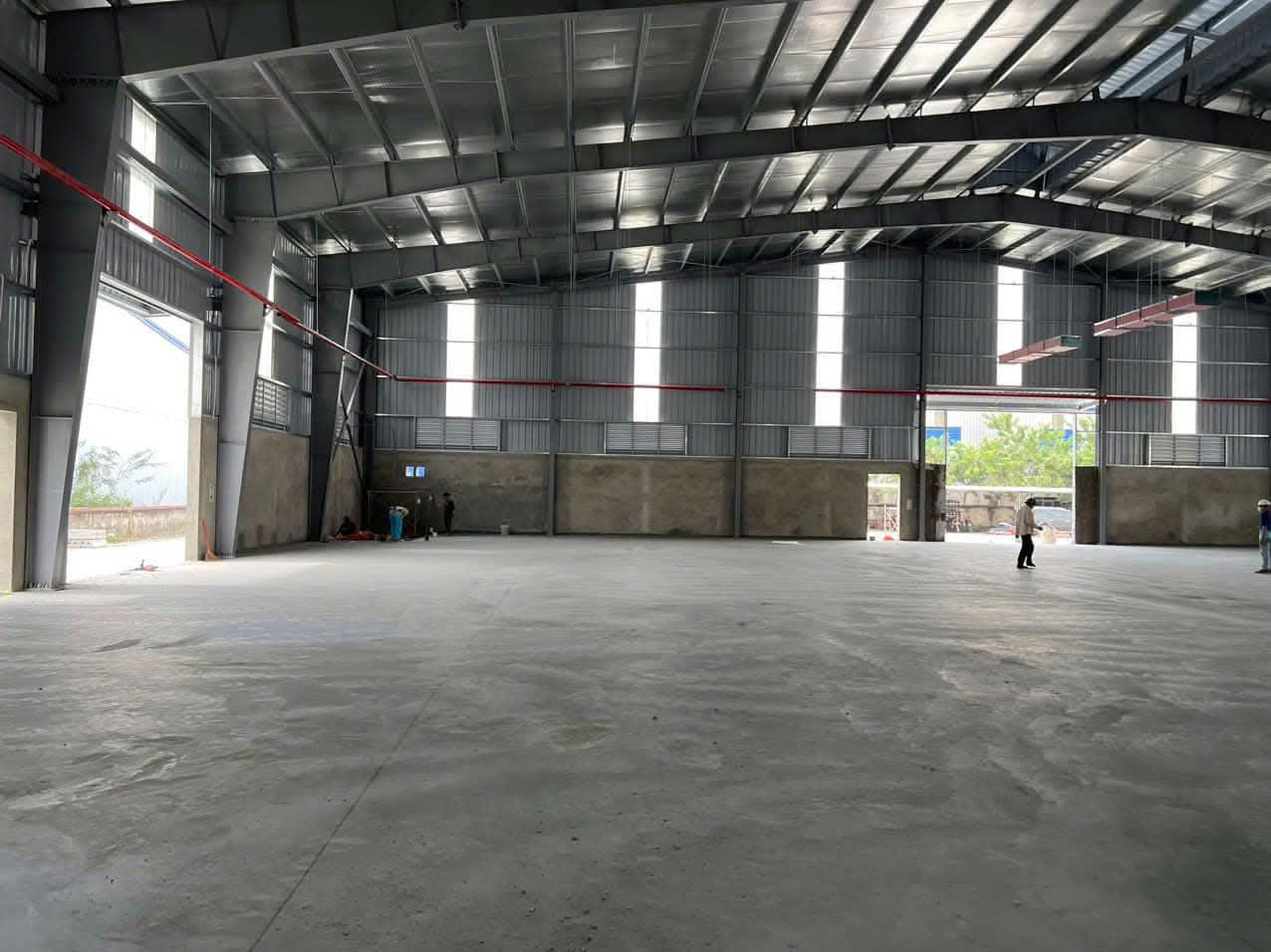 cho thuê nhà xưởng khu vực Mĩ Hào- Hưng Yên vị trí cách mặt đường QL5, chỉ 90m- diện tích khu đất 2ha