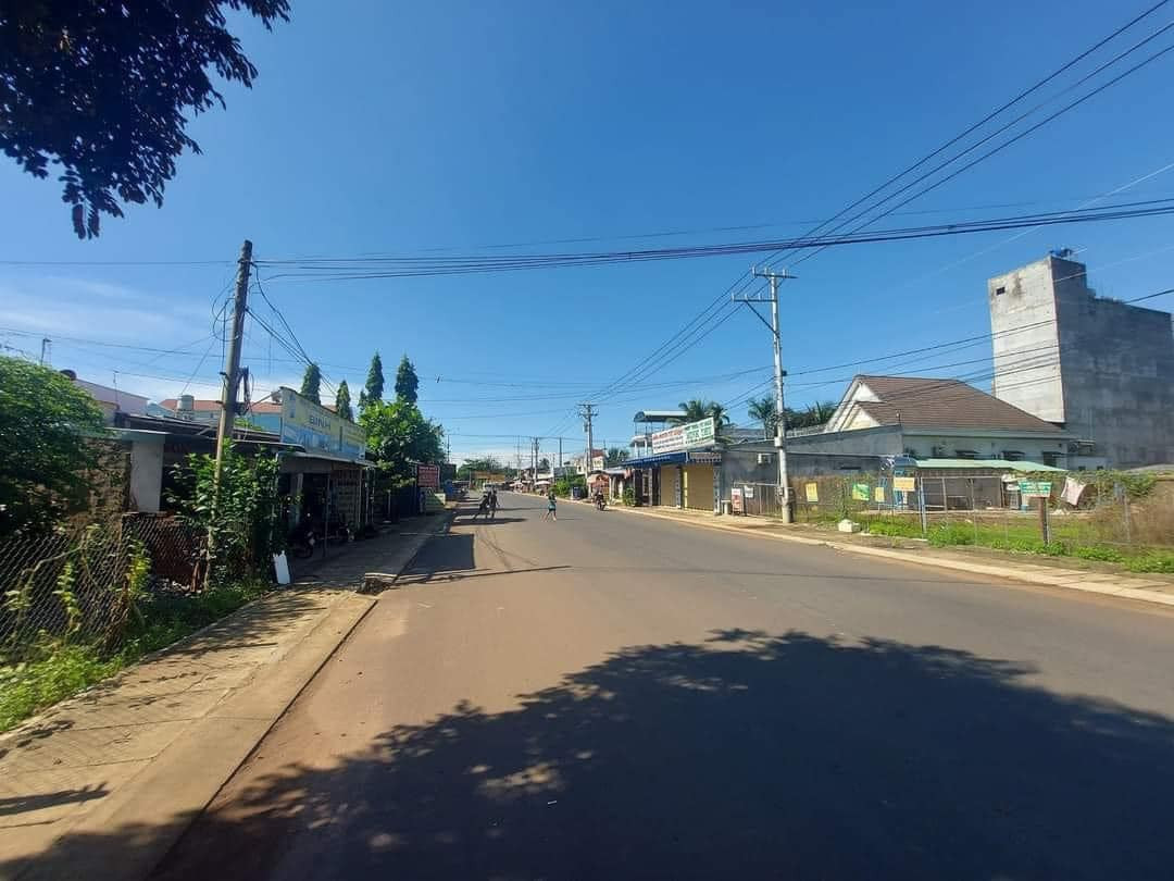 Bán 5 lô 25x50=1250m² 480 triệu quốc lộ 14 vào 500m sát chợ 0938889035