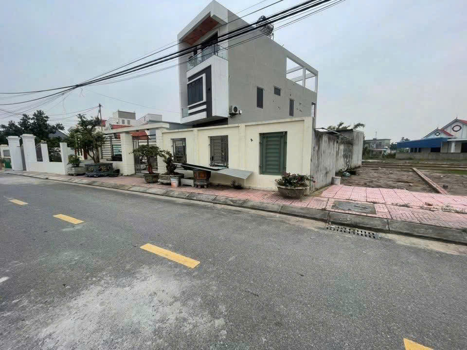 2KM62 🌟 MẶT ĐƯỜNG NHỰA ĐOÀN KẾT MINH TÂN (KIẾN MINH) - DIỆN TÍCH THỰC TẾ 80M² - ĐÓN SÓNG GA TÀU ĐƯỜNG SẮT - ZÁ 1,6 TỶ XX