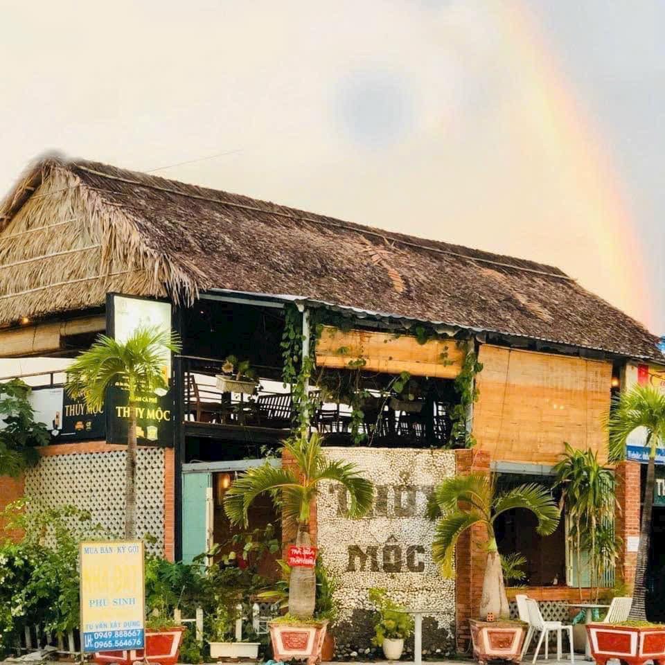 chính chủ kẹt tiền hạ 1 tỷ bán gấp quán cafe đang kinh doanh đường TC5 phú sinh
