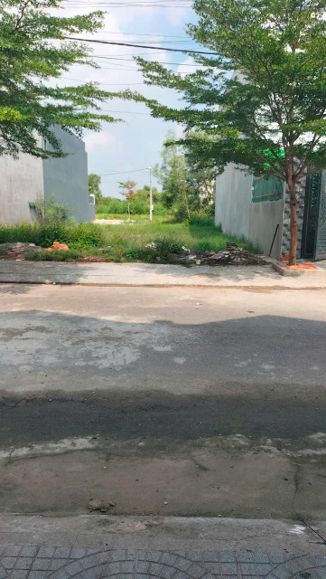 ĐẤT GÒ HƯU MỸ HẠNH NAM ĐỨC HOÀ LONG AN:4X20(80M2) GIÁ 1 TỶ 050 TR