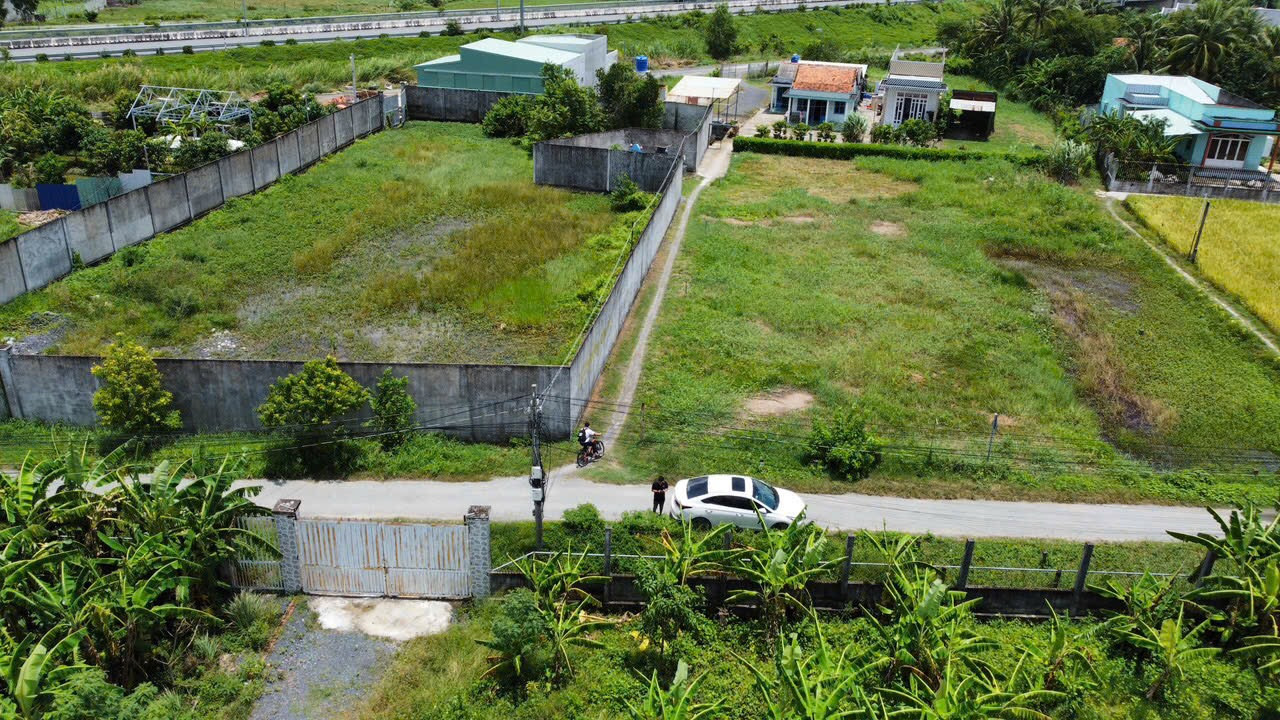 Bán đất 400m² ngang 10m giá 4.4 tỷ Xã Mỹ Yên