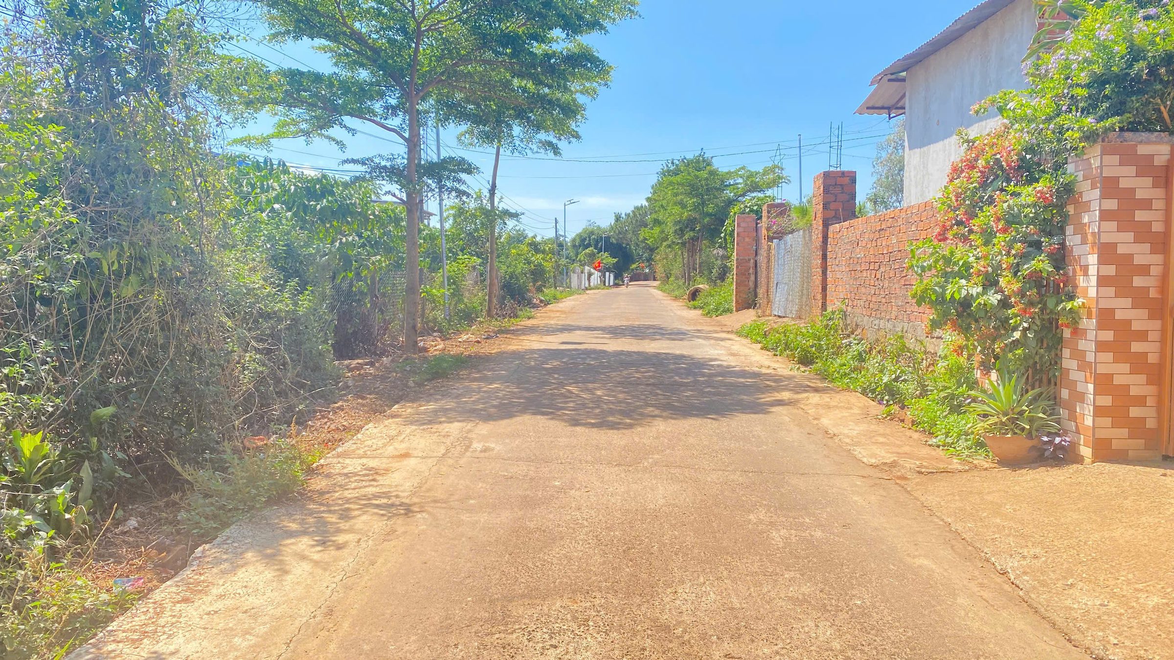 Đất hẻm DH1, n'thôn hạ cũ, tân hội đức trọng, lâm đồng