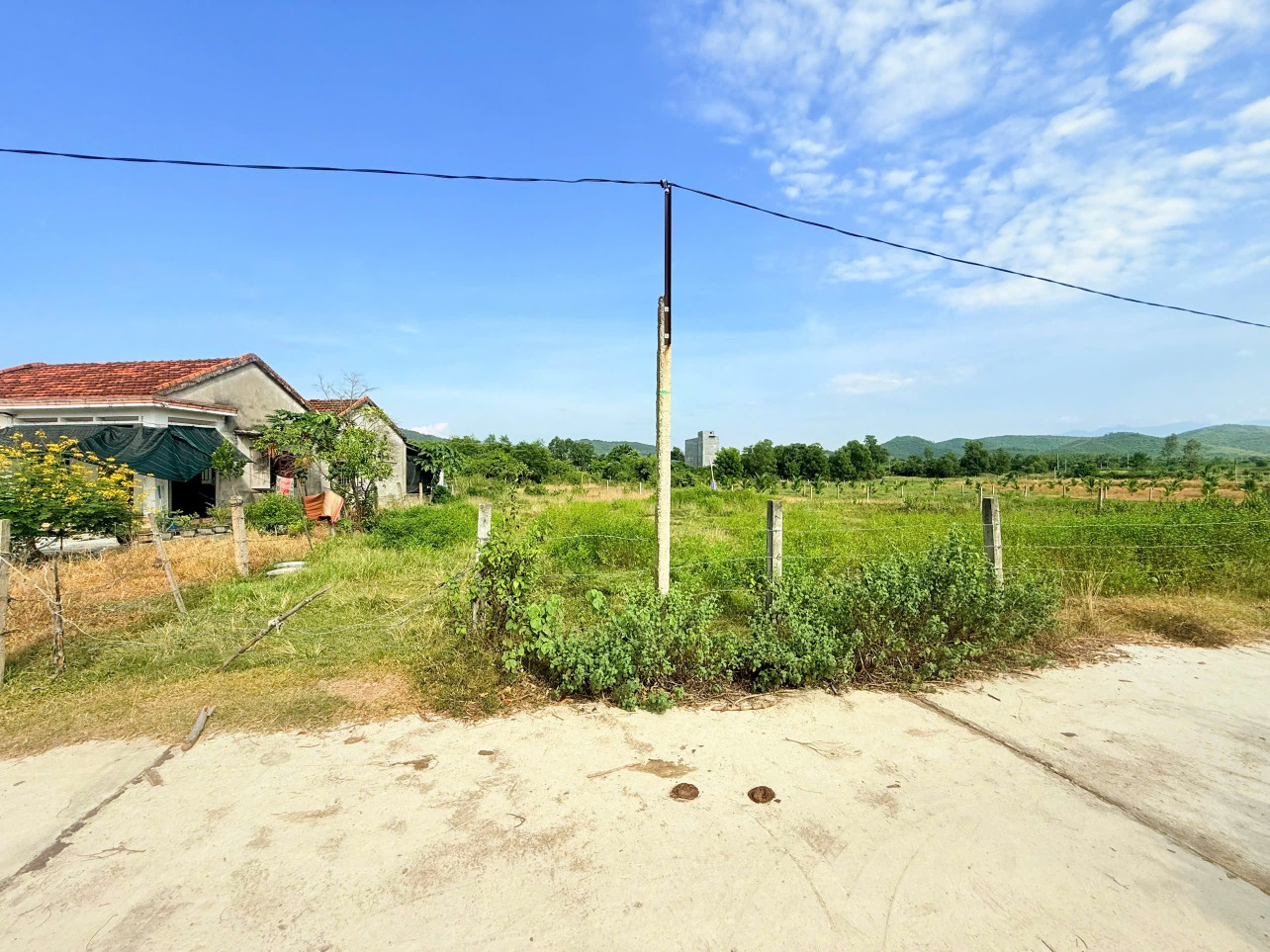 0763615365 Bán đất 1305,8m² giá 1.4 tỷ Xã Nam Ninh Hòa