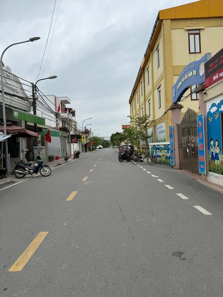 RẺ NHẤT 80m2 tại Cách Hạ, Nam Sơn đo bộ ra trường học 🚘 đỗ cửa ngày đêm