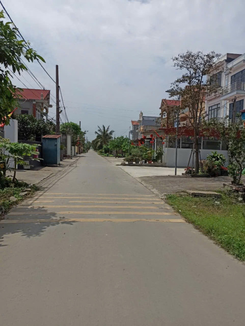 Bán đất Thuận Thành, Bắc Ninh. 85m2 * mt 6m * 2,2 tỷ. Lô Góc, Ô tô Tránh.