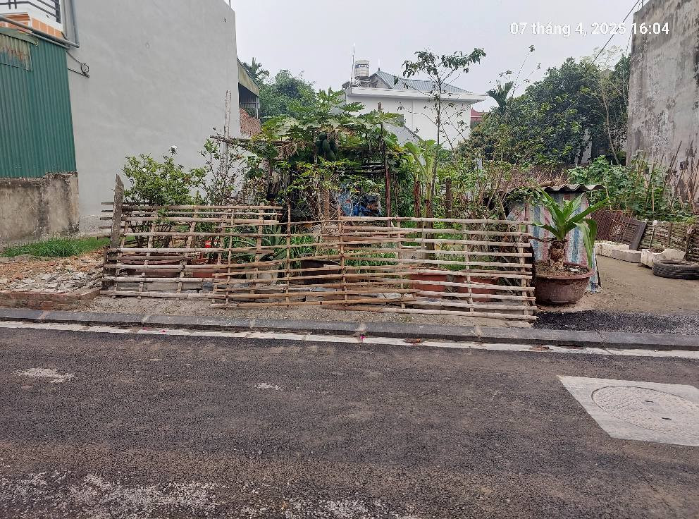 Cần tiền bán đất 72m2, mt4.5m, 5.33 tỷ, lô góc, ô tô, Nguyên Khê, Đông Anh.