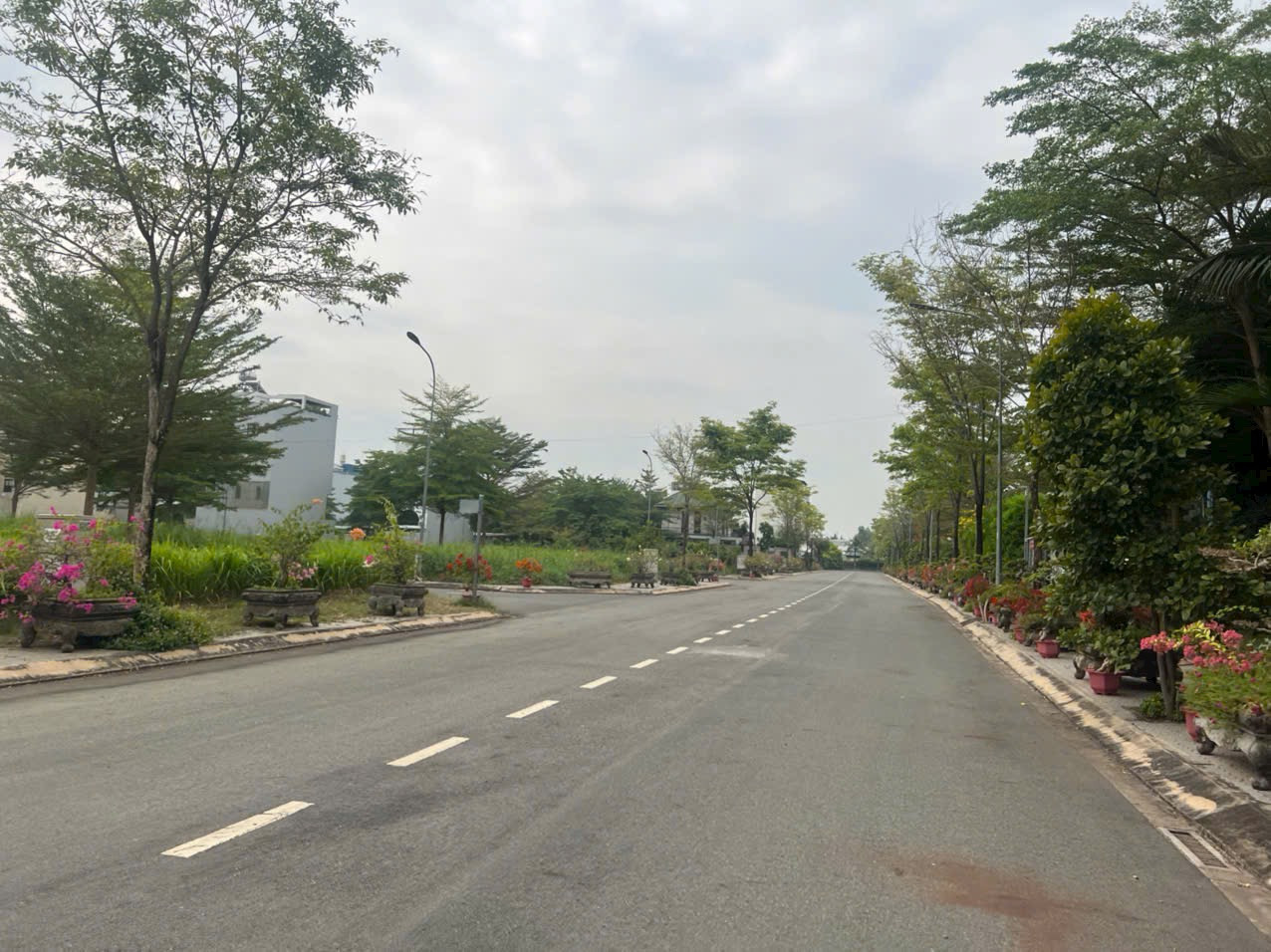 Bán Đất Mt đường 16m KDC Gia Long Phước Kiển, Sổ Riêng, Xd tự do
