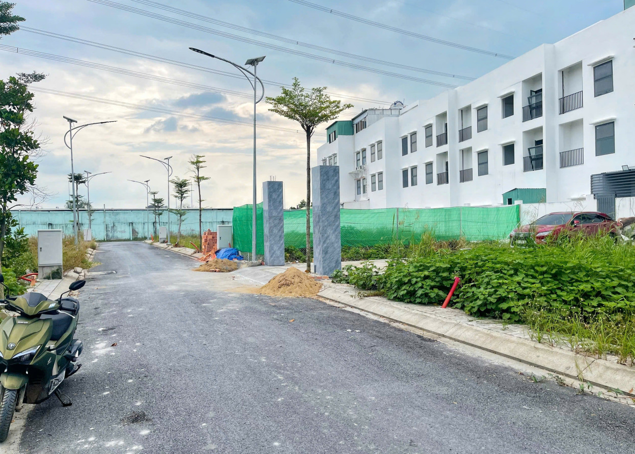 BÁN ĐẤT 80M2 ĐỐI DIỆN GS METRO CITY, NGUYỄN BÌNH, HẺM XE HƠI, GIÁ 4 TỶ