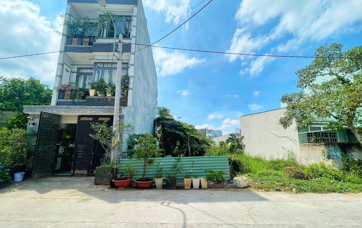 Bán đất 1 sẹc đường Lê Văn Lương, 200m², giá 6.8 tỷ tại Xã Nhơn Đức, Huyện Nhà Bè