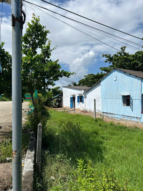 Bán đất QL1A gần Điện Lực Mỹ Xuyên 379.6m² ngang 5m giá 730 triệu Xã Nhu Gia