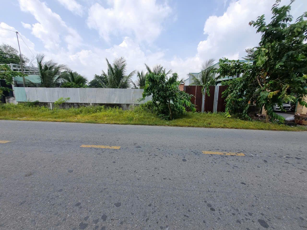 (B504) Đất mặt tiền Nhuận Đức, xã Nhuận Đức, dt 1.299m2, thổ cư 485m2, giá 9 tỷ 500