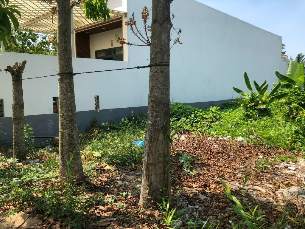 Cần sang lại thửa đất đường liên ấp 7-8, khách mua thiện chí thuong lượng lộc