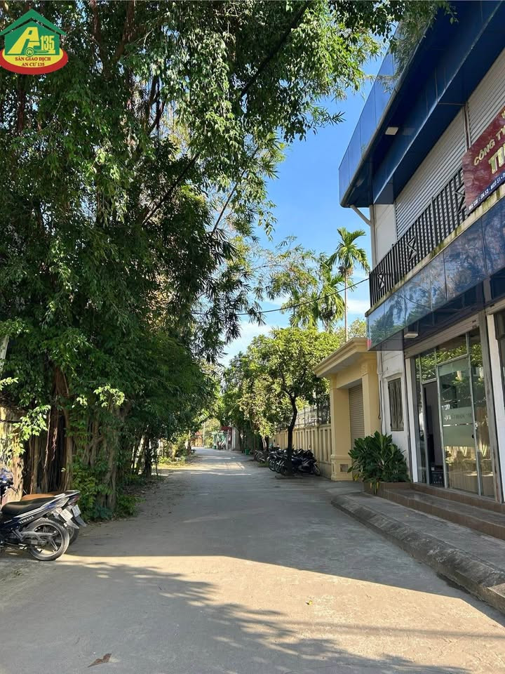 Bán lô đất  đẹp ngõ 51 Phạm Thận Duật phố Phong Đào- Ninh Sơn