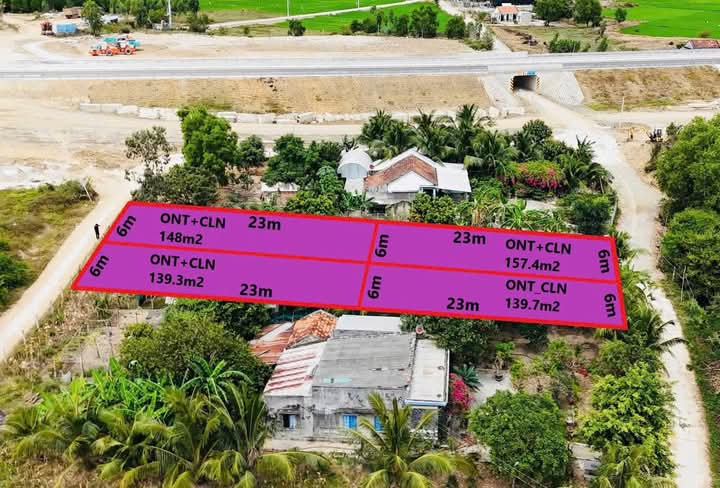 CẦN BÁN ĐẤT CHÍNH CHỦ - VỊ TRÍ ĐẸP, GIÁ Tốt 
Diện tích: 6x23 (60ont)

Vị trí: HOÀ THIỆN 1- Ninh AN - NINH HOÀ - KHÁNH HOÀ
Hiện trạng đường bê tông 4m, đường giao thông thuận tiện
Khu dân cư đông đúc, an ninh tốt.
Phù hợp xây nhà ở, đầu tư kinh doanh