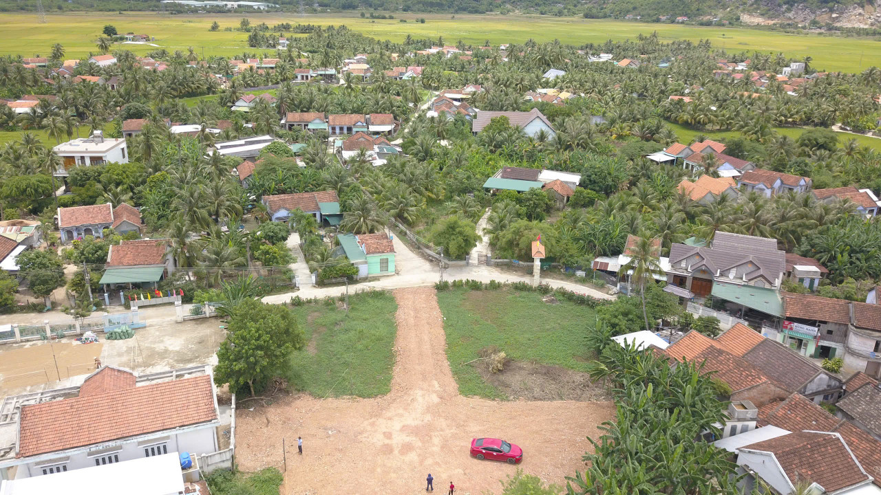 Bán 400m2 đất ONT gần Ba Hồ thị xã Ninh Hòa, Khánh Hòa.