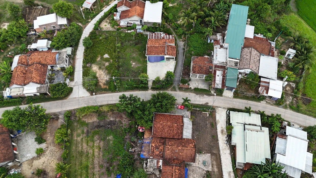 0938.113.403 Đất thổ cư Ninh Phụng, 2 mặt tiền, đường chính liên xã, đường quy hoạch 26m