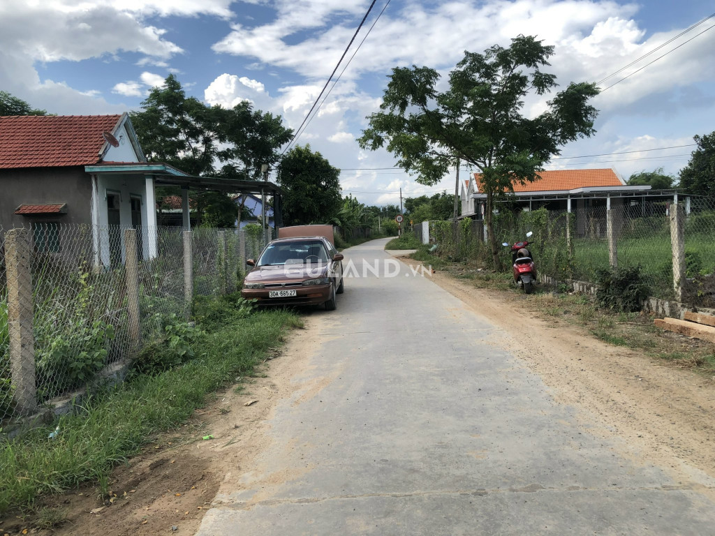 Đất không sổ hơn 4 sào acam lam thắng