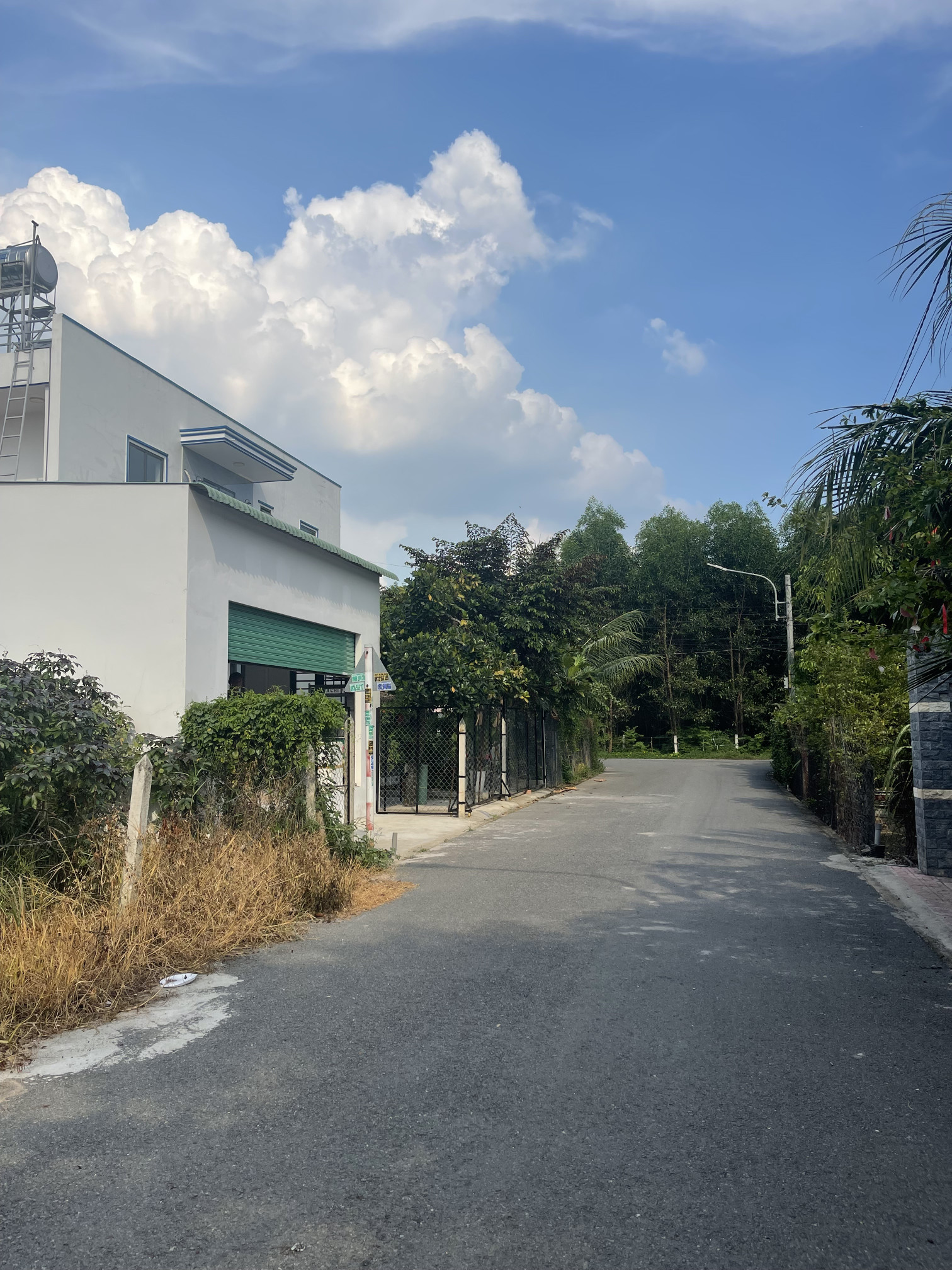 Chính chủ gửi bán lô đất Phú An Bến Cát 10x32, 100m2 tc giá 2ty650