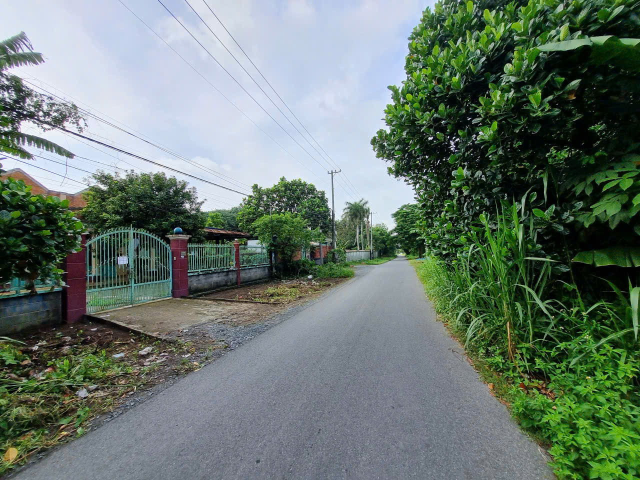 (B532) Bán nhà Bến Lội, xã Phú Hòa Đông, dt 604m2, full thổ, giá 6 tỷ 200 thương lượng