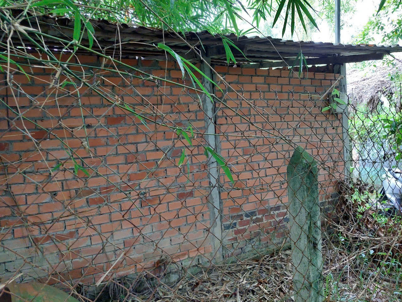 (S179) Đất có chuồng Heo, xã Phú Hòa Đông, dt 1.700m2, giá 1 tỷ 700