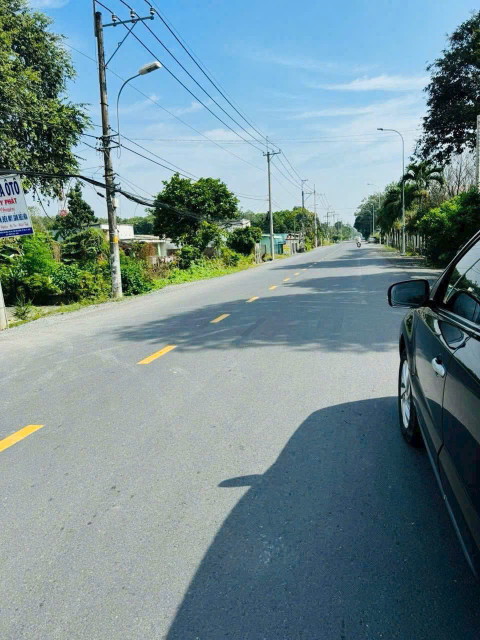 2180m2 đất thổ + vườn mặt tiền Nguyễn Văn Khạ, xã Phú Hòa Đông giá 17 tỷ