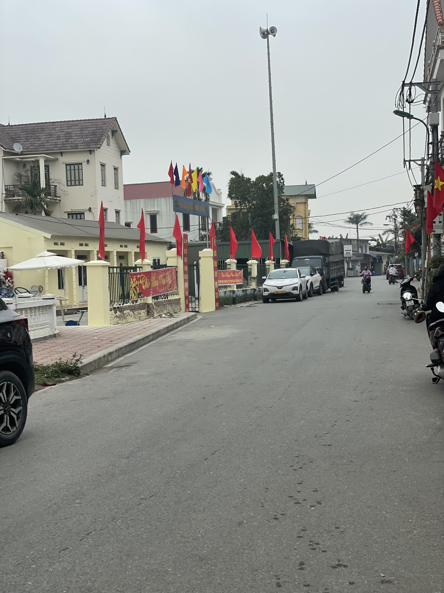 Siêu hiếm: Chủ bán 59m Phú Sơn- Gia Lâm, đường ô tô 7 chỗ thông, nhỉnh 3 tỷ