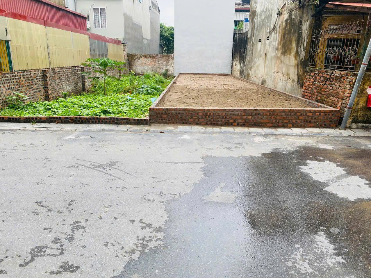 Bán 68m2 đất tổ 22 thị trấn Đông Anh đường 2 ô tô tránh full thổ cư ngõ thông đẹp
