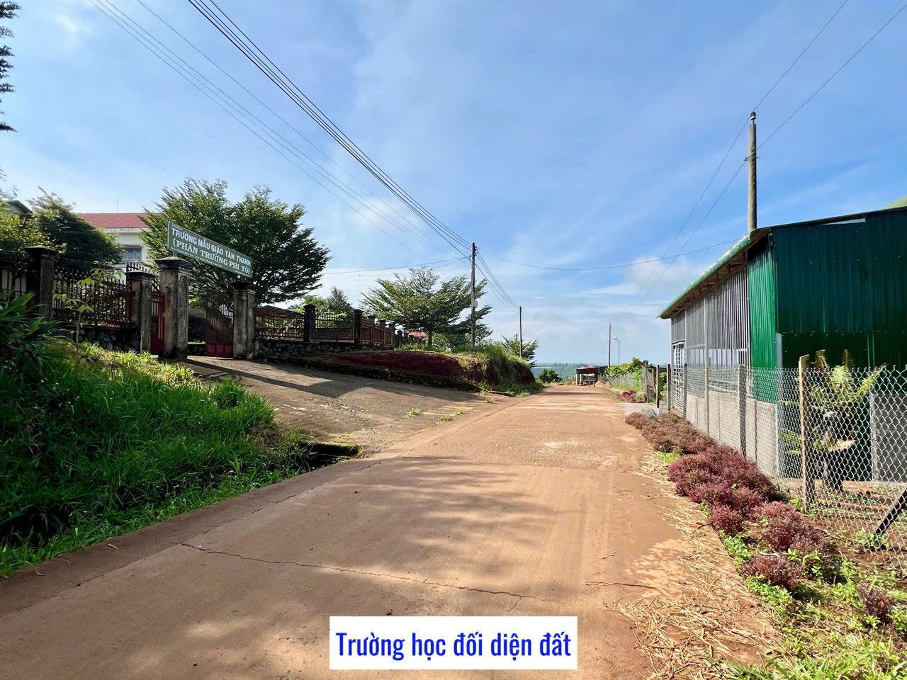Đất thổ cư 1000m² đối diện trường học ngang 10m giá 699 triệu Xã Phúc Thọ Lâm Hà, Lâm Đồng