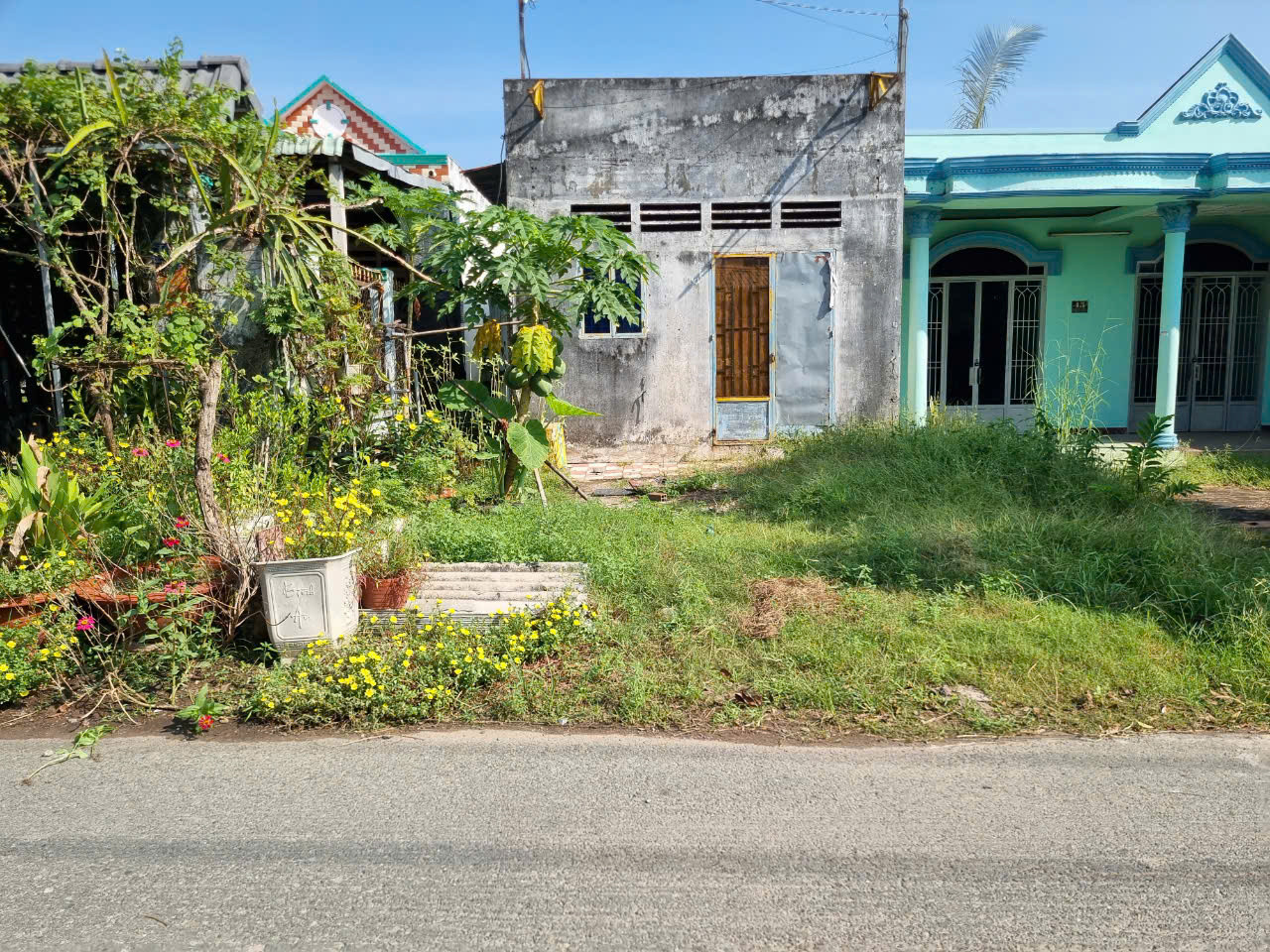 (L539) Đất (có nhà) mặt tiền Nguyễn Thị Thạo, xã Phước Hiệp, dt 261m2, giá 2 tỷ 100 bớt lộc
