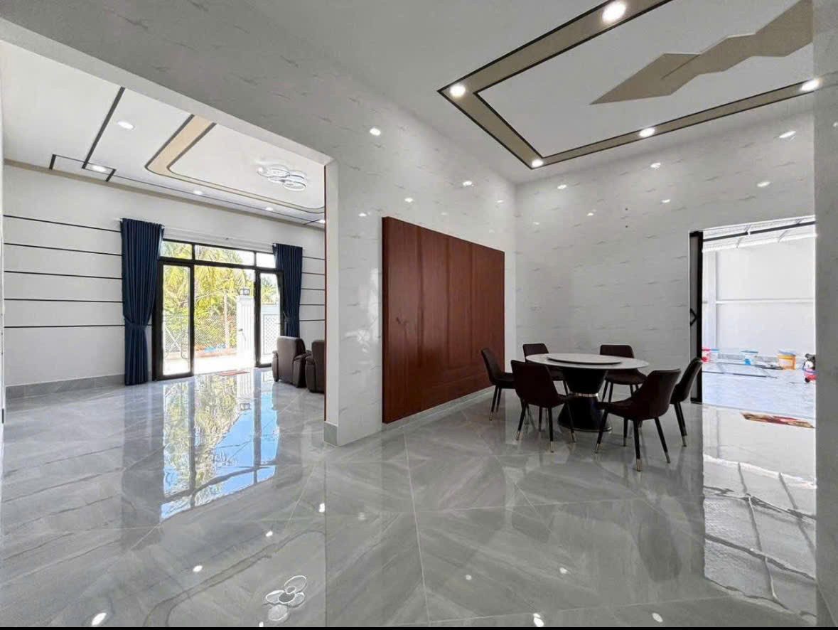 🚀 Kẹt tiền bán nhà tặng hết nội thất ở Phước Hiệp,Củ CHi,Sổ riêng thổ cư, giá 820Triệu