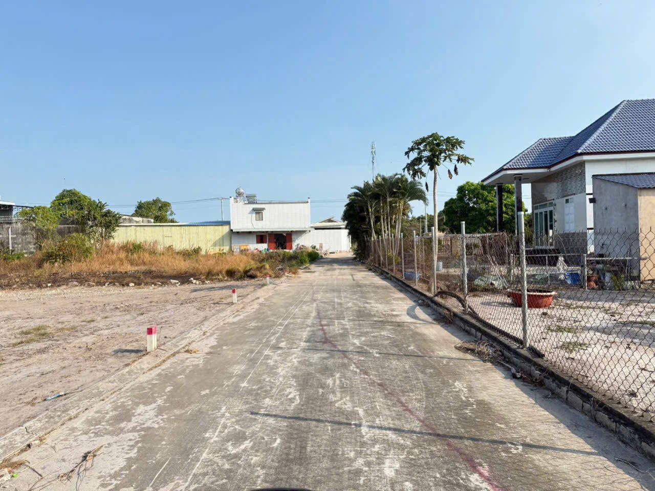 ĐẤT NGỘP RẺ HƠN THỊ TRƯỜNG 300TR NGAY MẶT SÁT ĐƯỜNG VEN BIỂN VŨNG TÀU BÌNH CHÂU