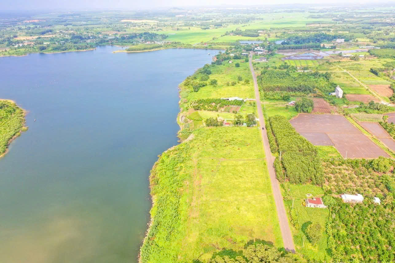 CẦN RA GẤP LÔ ĐẤT VIEW HỒ SUỐI MÔN