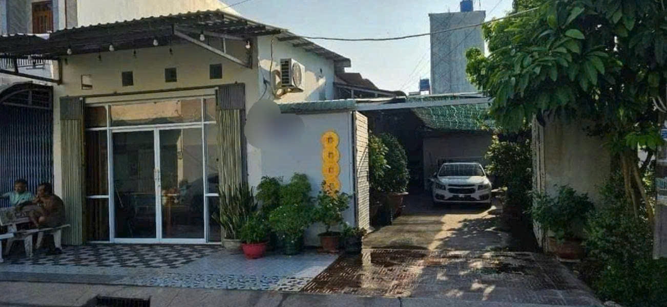 Ra gấp dãy trọ 1 kiot 6 phòng dt khủng 349m2 ở ngay chợ Phước Thạnh Củ Chi, Giá 980 Triệu.