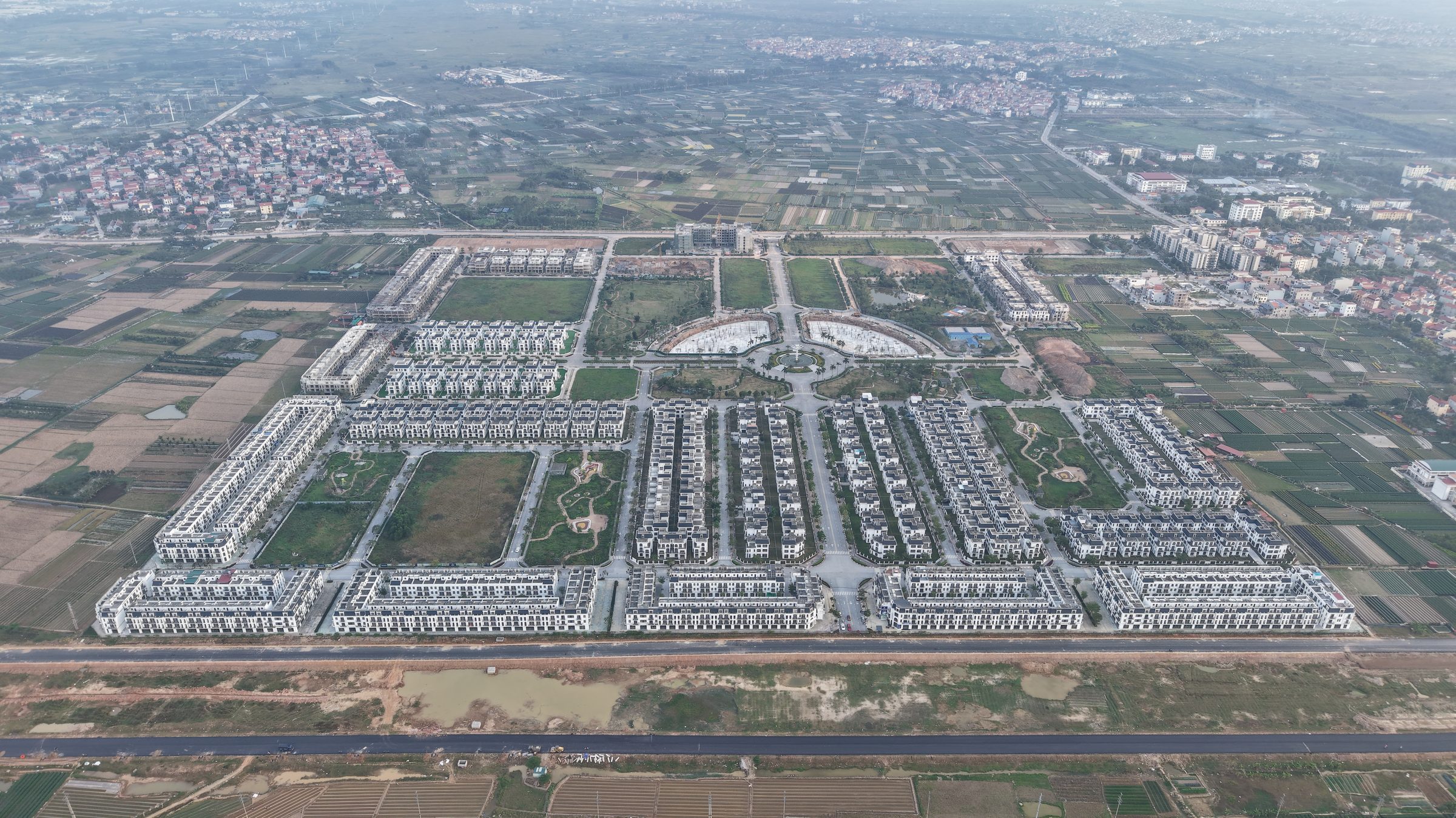 Bán nhà 135m² full thổ cư ngang 6m giá 12 tỷ tại HUD Mê Linh Central
