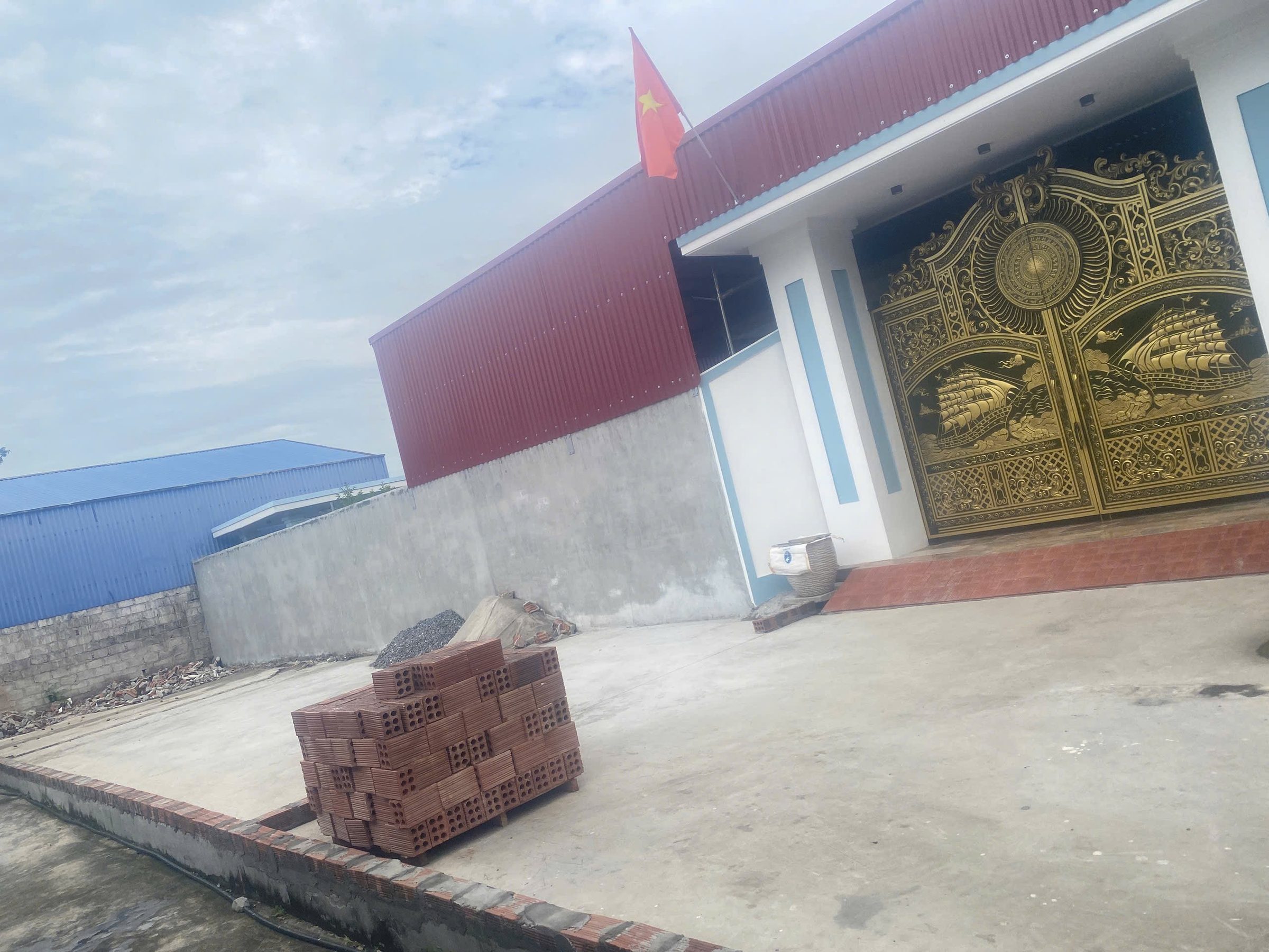🔥 CẮT LỖ – GIÁ TỐT CHO NHÀ ĐẦU TƯ NHANH TAY 🔥

Cần tiền gấp nên bán cắt lỗ lô đất đẹp tại Quảng Thanh – Thủy Nguyên – Hải Phòng

* 📐 Diện tích: 81m²
* 📏 Mặt tiền: 5m vuông vắn, dễ xây dựng
* 🚗 Cách trục đường liên xã chỉ ~20m, giao thông thuận tiện