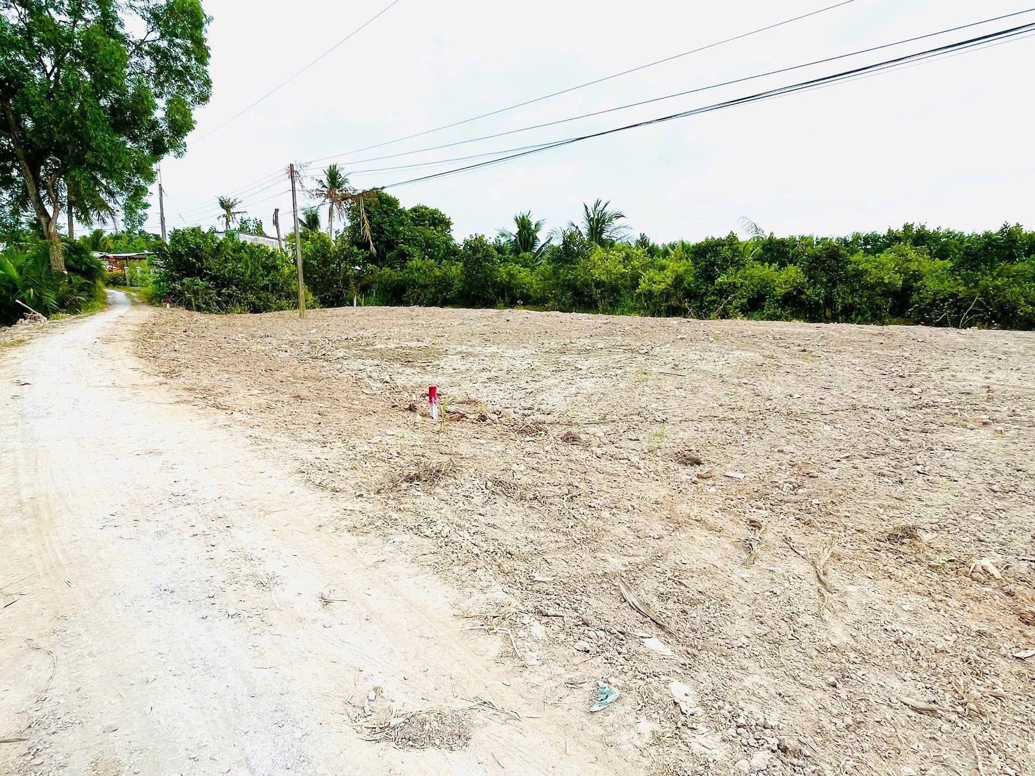 Bán đất 300m² ngang 23m giá 255 triệu tại Xã Song Phú