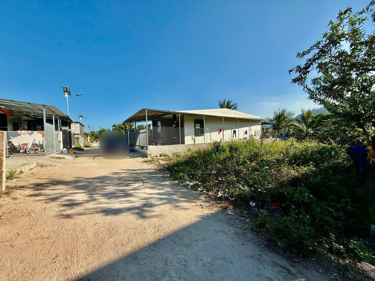 Bán lô đất suối cát - cam lâm dt 145.7m2 giá bán 760tr lh em Trinh để đi xem đất và thương lượng giá