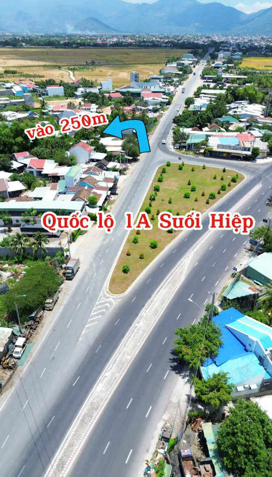 Đất thổ cư thuộc thôn phú Hậu xã suối hiệp diên  khánh 
dt 102m2, bán 918 tr lh: