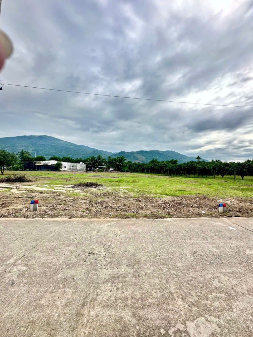 Đất dân cắt bán lô ngay trong khu dân cư ngang 6m đẹp vuông vức, giá tốt đầu tư sinh lời