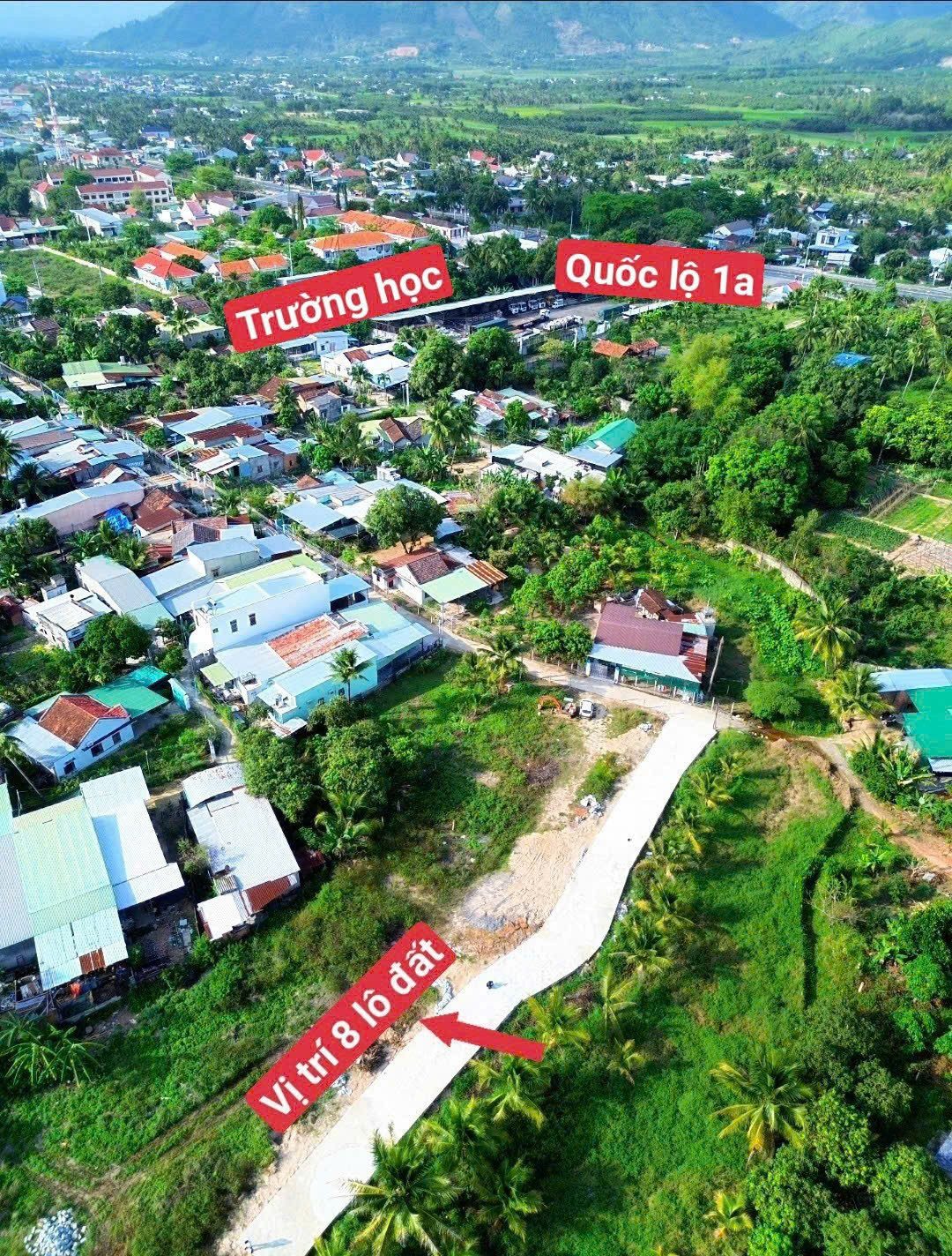 Bán cụm 8 lô đất thổ cư Suối Tân, Cam lâm, giá mềm chỉ từ 650 triệu /lô