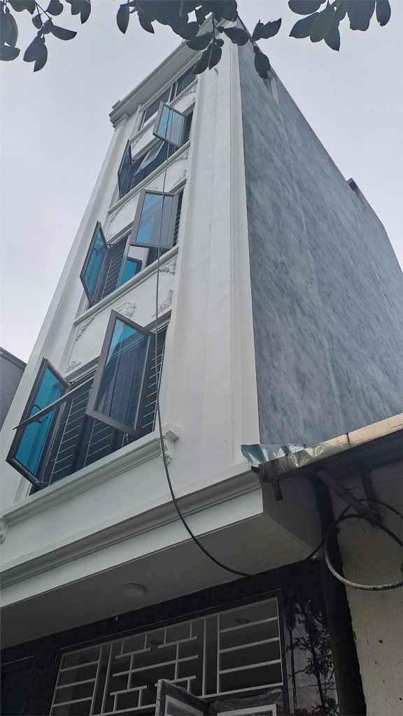 Bán nhà 35m2, 5 tầng, 3PN, 4WC, THANG MÁY, 10m mặt phố Cầu Tó, Tả Thanh Oai - 5.5 tỷ 0702121992