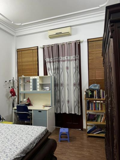 Bán Nhà Huỳnh Cung, Thang máy, Ô tô đỗ cửa, Tam Hiệp, Thanh Trì