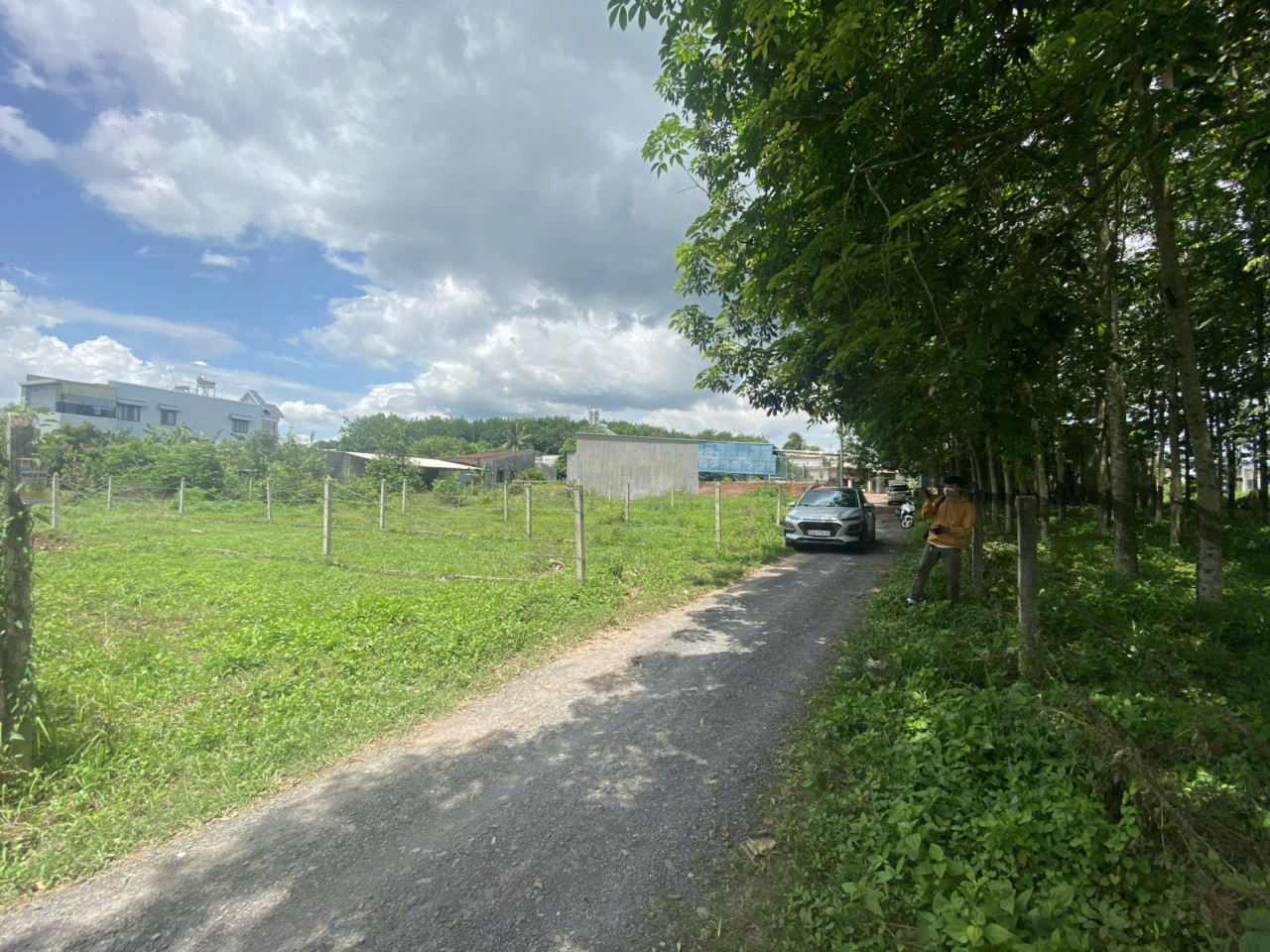 (S469) Đất đường thông ra Nguyễn Văn Khạ, Tân An Hội, DT 223m2, full thổ cư, chỉ 2 tỷ 200 còn TL